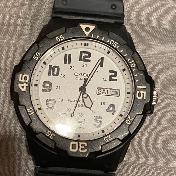 Watch Bundle - Picture 3 of 7